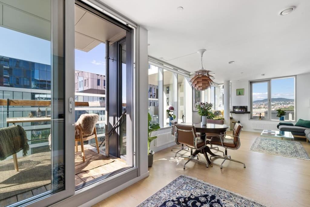 Modern 2Bed Room Sea View Apartment @ Oslo Barcode Екстер'єр фото