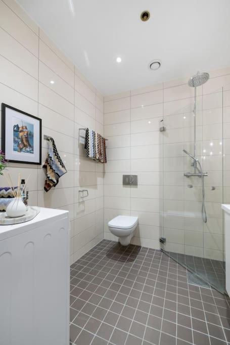 Modern 2Bed Room Sea View Apartment @ Oslo Barcode Екстер'єр фото