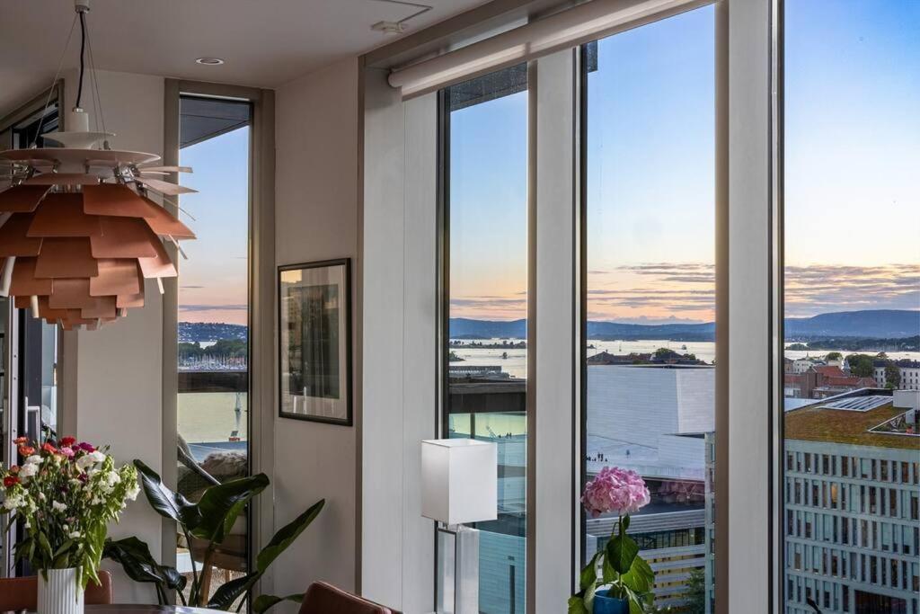 Modern 2Bed Room Sea View Apartment @ Oslo Barcode Екстер'єр фото