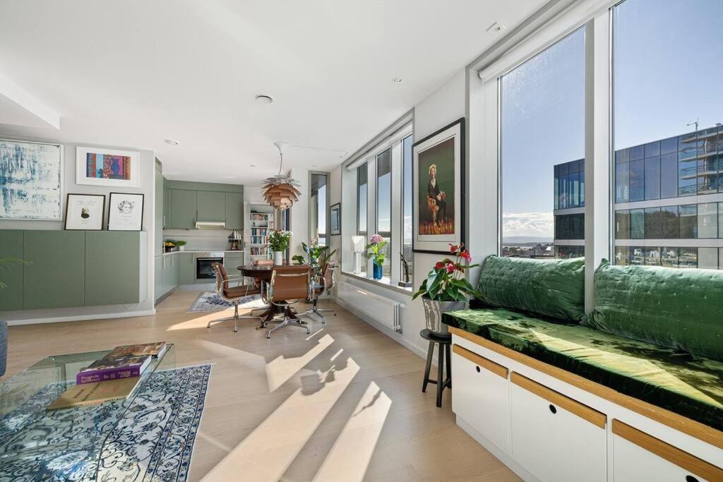 Modern 2Bed Room Sea View Apartment @ Oslo Barcode Екстер'єр фото