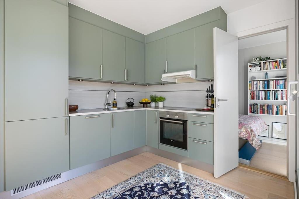 Modern 2Bed Room Sea View Apartment @ Oslo Barcode Екстер'єр фото